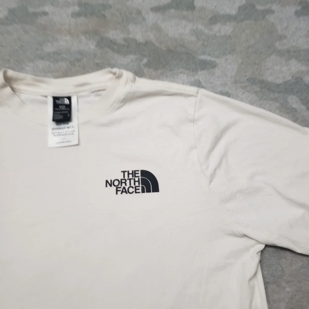 The North Face Shirt Womens Medium White Short Sleeve Outdoors Graphic